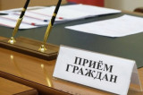 Изображение к новости 'В 2025 году депутатам Законодательной думы поступило более 3 300 обращений от избирателей'. 