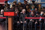 Изображение к новости 'Депутаты вместе с томичами отметили День Победы'. 